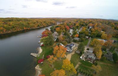 Cedar Heights on candlewood lake