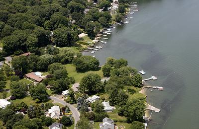 Cedar Heights on candlewood lake